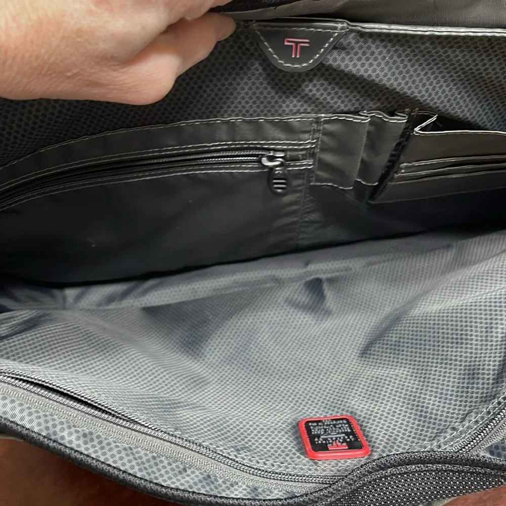 Tumi T-Tech Pulse Laptop Messenger Bag briefcase